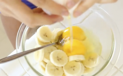 She Breaks Raw Eggs Over Cut Bananas. But When She’s Done A Delicious Surprise!