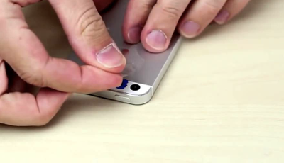 He Draws Over The Flash Of His Phone With A Blue and Purple Sharpie. The Reason Is Unexpectedly GENIUS!