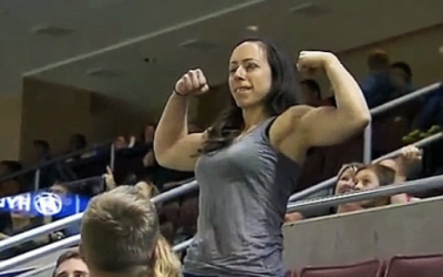 THIS Woman Flexes In Front Of a Guy She Doesn’t Know! His Response Is Perfect!