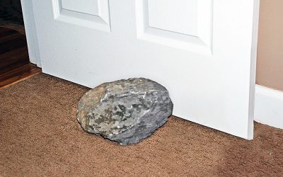 Guy Had Been Using THIS Strange Stone As His Door-Stopper For Many Years. Then Scientists Revealed The UNTHINKABLE Truth!